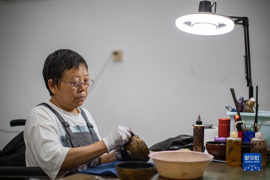 官版富狗棋牌